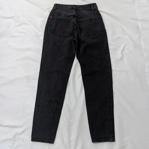 BDG Washed Black High-Waist Mom Jeans, Color Black Size 25 - Picture 3 of 13